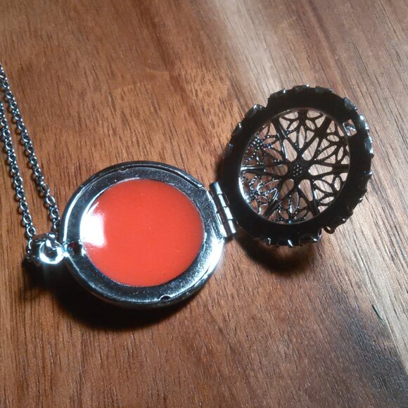 Openable Orange Resin Stainless Steel Pendant Necklace - Picture 6 of 13